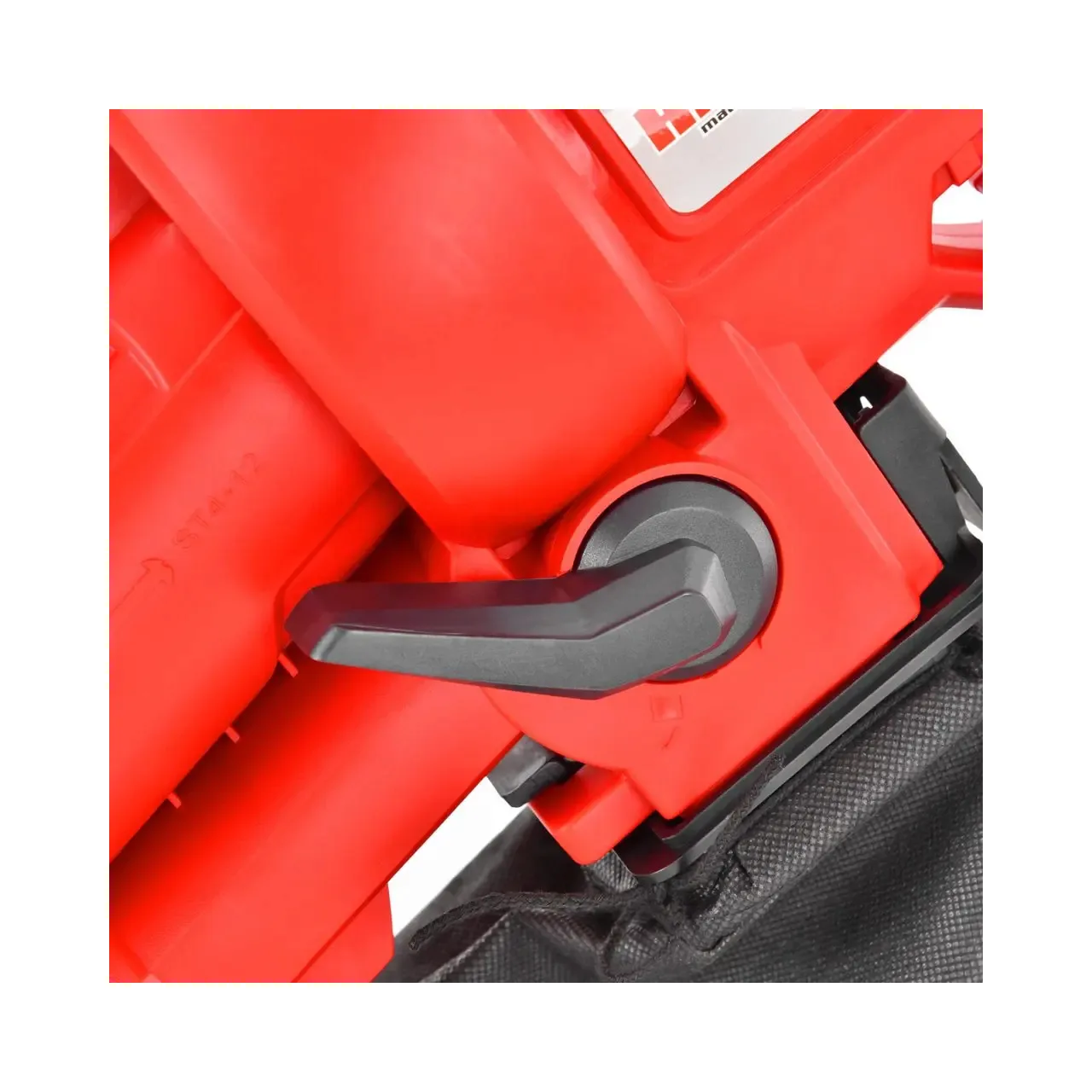 Suflanta si aspirator de frunze electrica HECHT 3003, putere motor 3300 W, volum sac colectare 45 litri 6