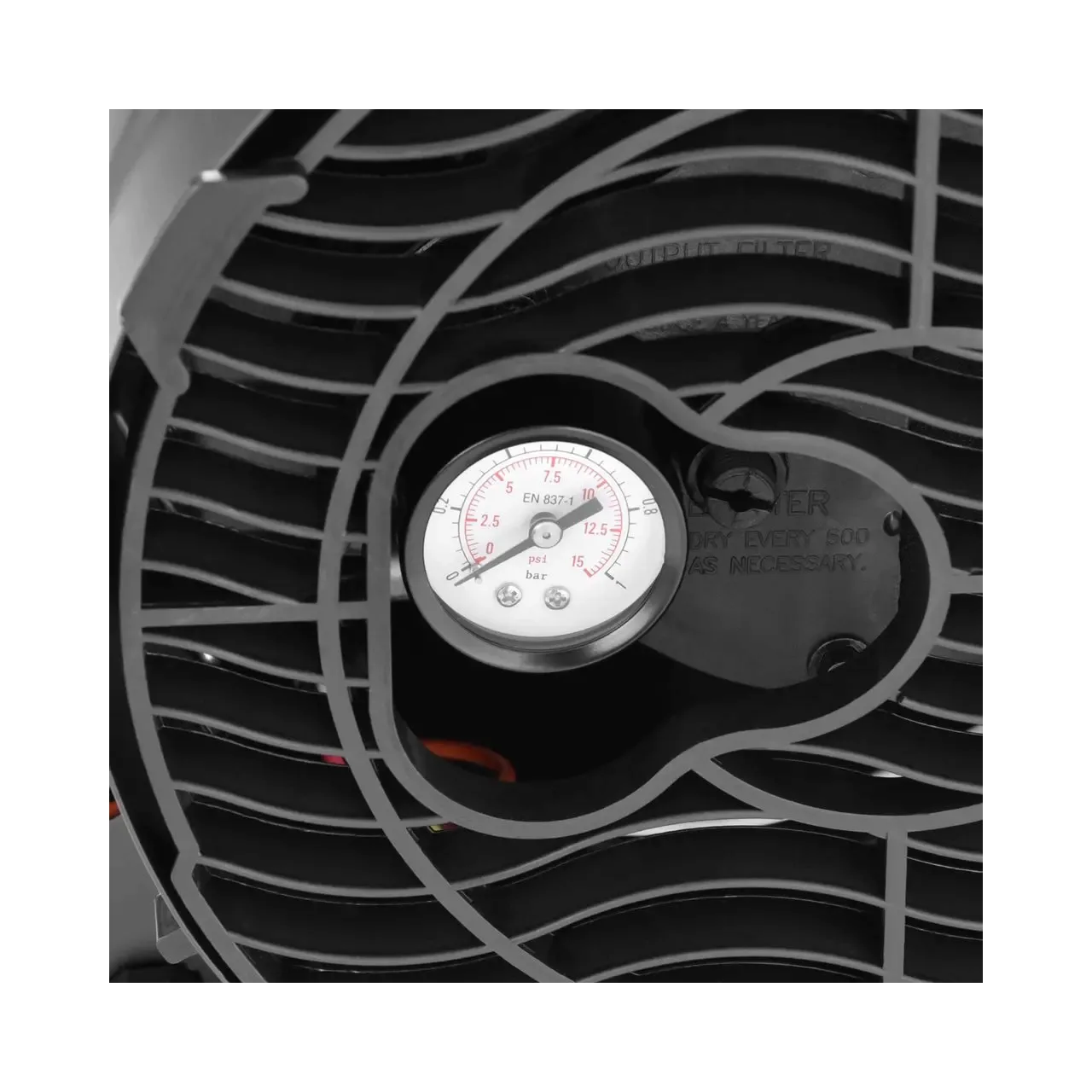 Tun de caldura Hecht 3040, motorina, putere 18 kw, volum incalzit 375 mc 6