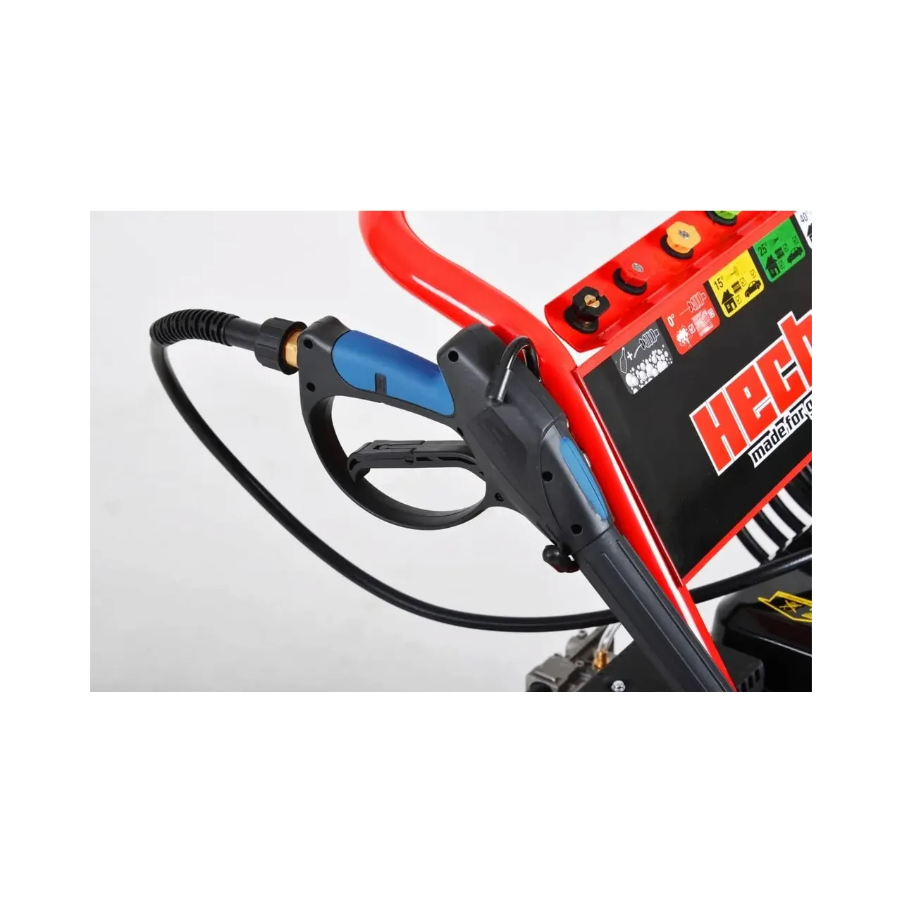 Masina de spalat sub presiune HECHT 3230, motor pe benzina, capacitate cilindrica 196 cmc, putere 5.5 CP, presiune 207 Bar, debit apa 681 l/h 2