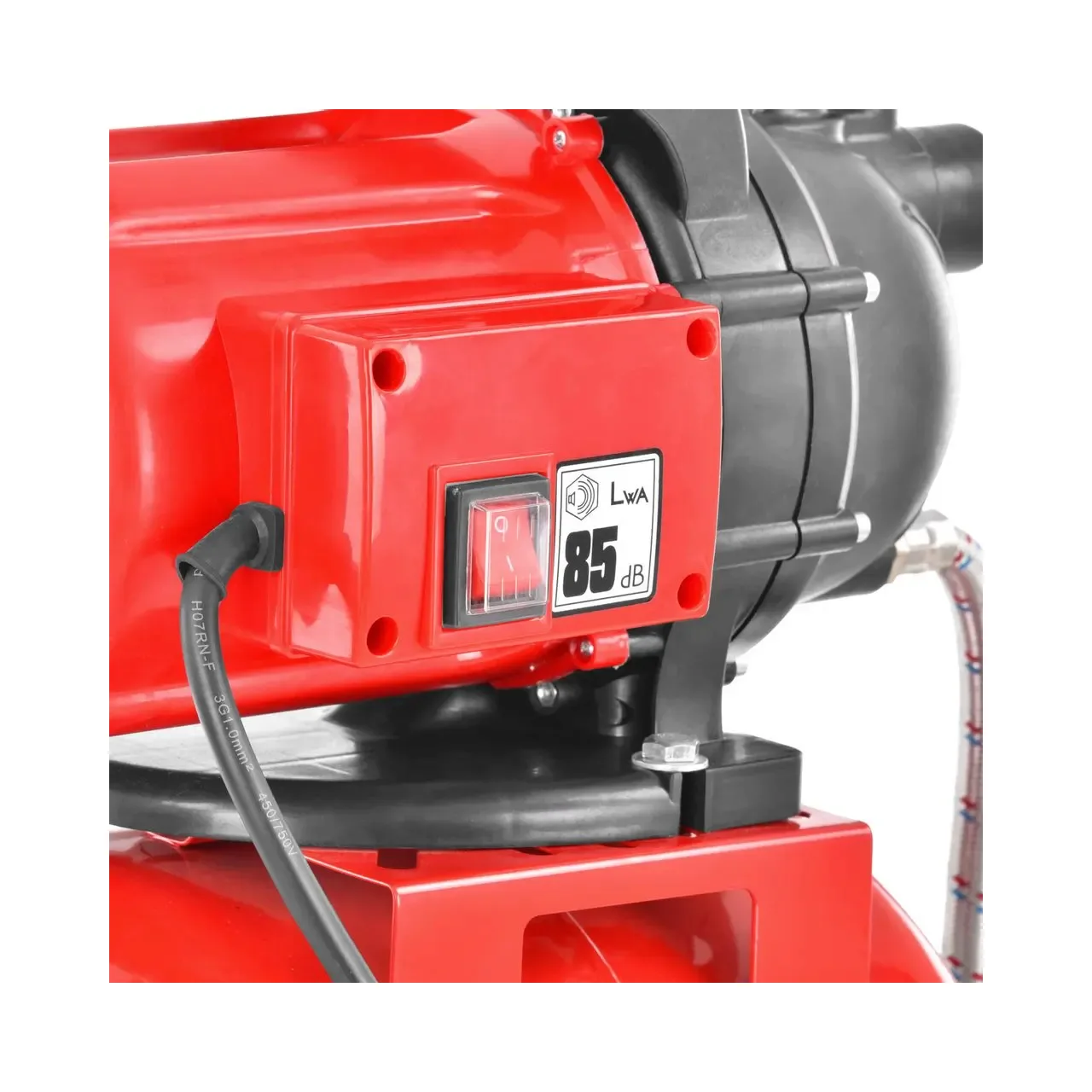 Hidrofor HECHT 3800, putere 800 W, volum butelie 20 litri, inaltime refulare 38 m, adancime aspiratie 8 m 2