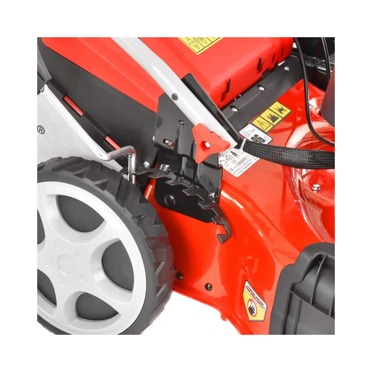 Masina de tuns iarba cu motor pe benzina, autopropulsata, HECHT 547 SWE, 3.7 CP, 2.7 kW, 150 CC, latime de lucru 46 cm, cos colector 55 l 6
