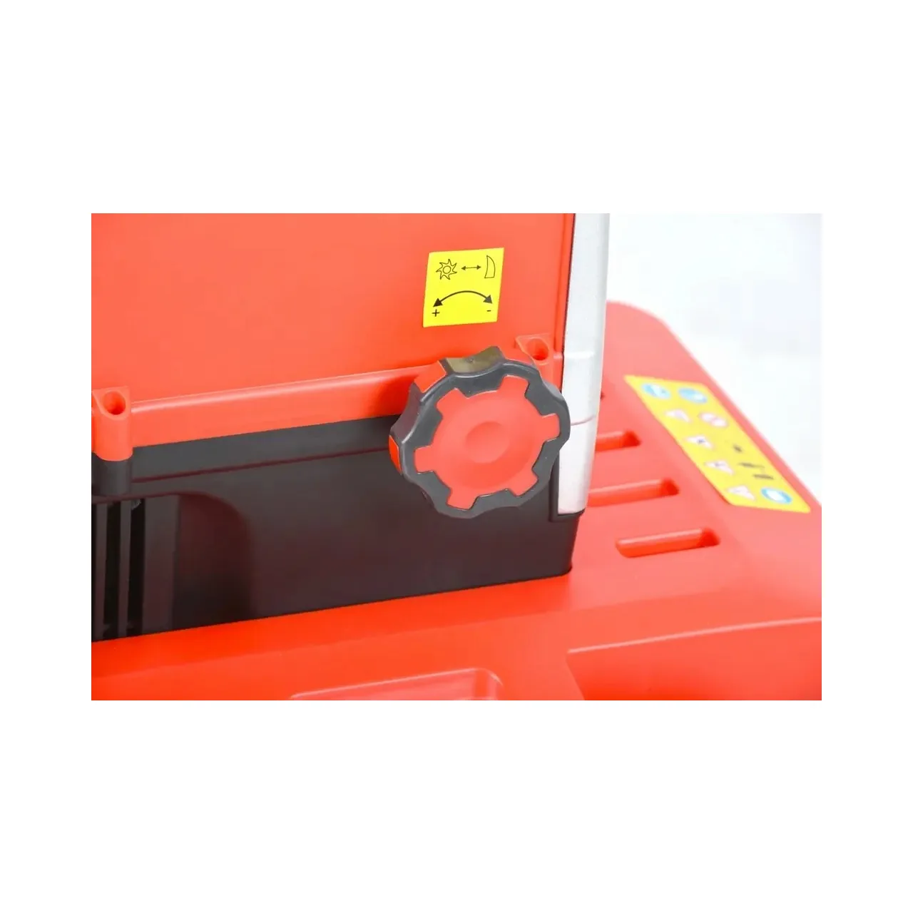 Tocator pentru crengi si resturi vegetale HECHT 6285 XL, motor electric, putere 2800 W, diametru maxim de taiere crengi 4.4 cm, cutie 60 litri 6