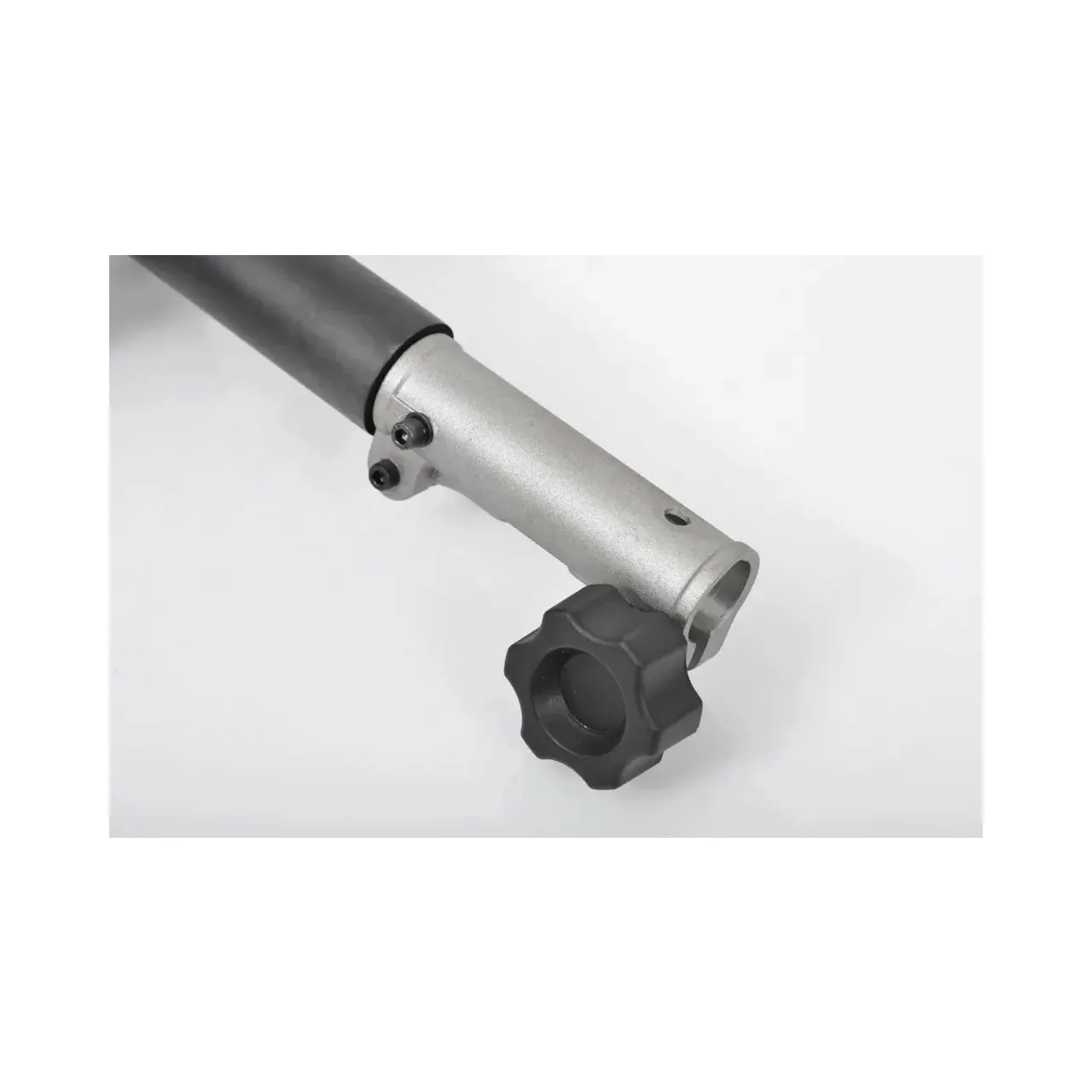 Unealta multifunctionala electrica HECHT 690 3 in 1, putere motor 900 W, trimmer gazon, trimmer gard viu, fierastrau 8