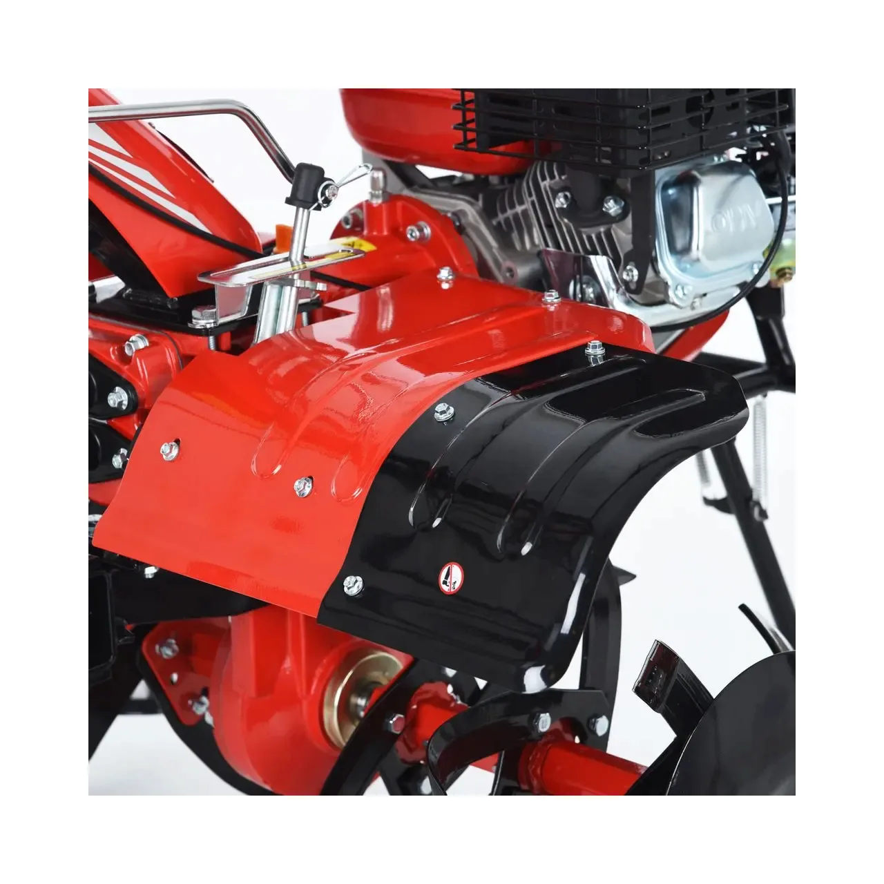 Motosapa HECHT 7100, motor 4 timpi, capacitate cilindrica 208 CC, 7 CP, latime de lucru 104 cm, 3 viteze 14