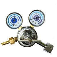 Reductor presiune argon/CO2